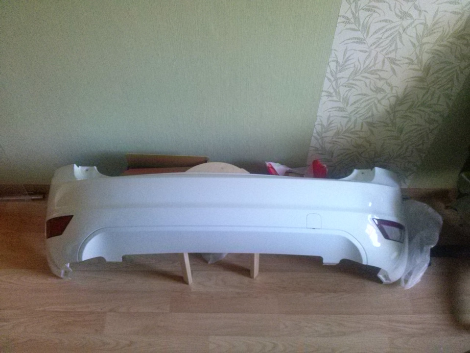 Задний бампер Форд Фокус от рестайлинга на дорестайл. Подошел идеально ...