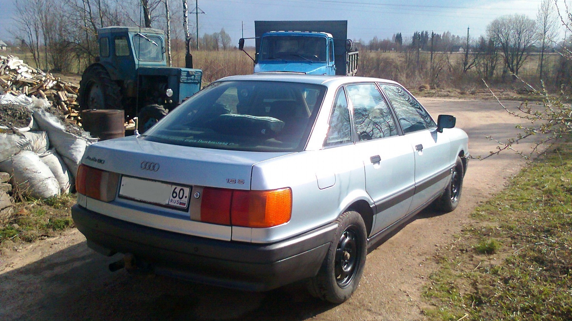 Audi 80 (B3) 1.8 бензиновый 1989 | голубой металлик 1.8S на DRIVE2