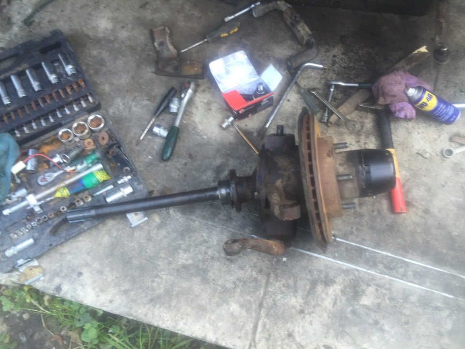 Замена поворотных кулаков — УАЗ Pickup, 2,7 л, 2010 года | тюнинг | DRIVE2