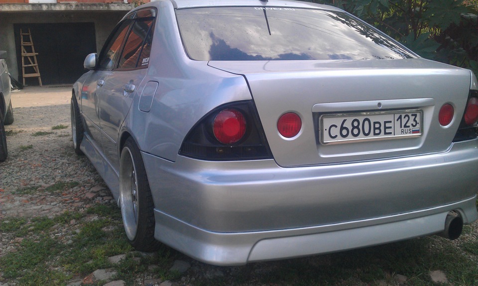 Полировка фар toyota altezza