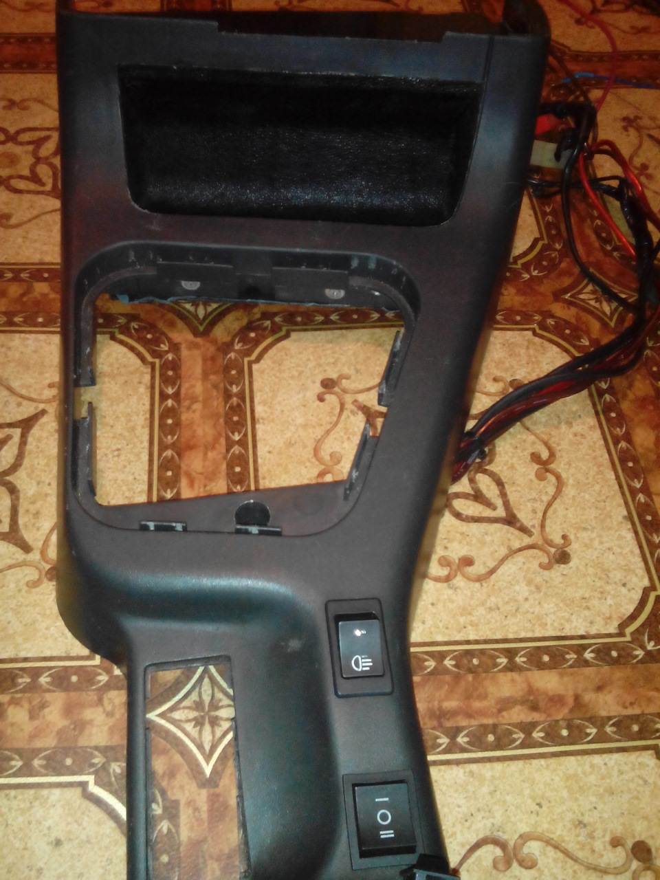 Карман вместо пепельницы — Lada 21104, 1,6 л, 2006 года | стайлинг | DRIVE2