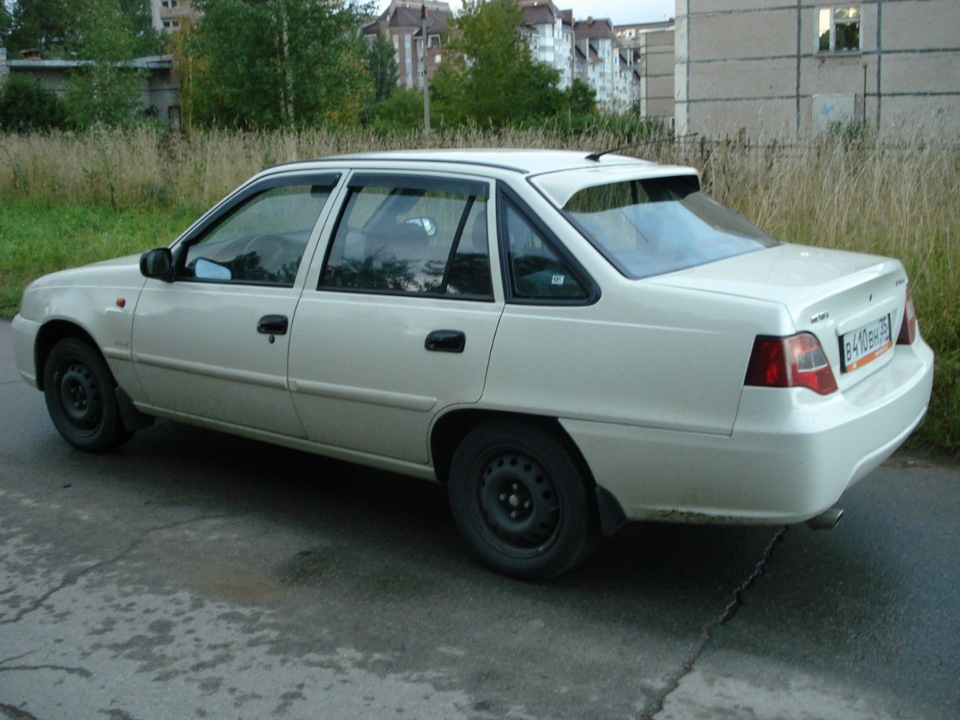 Daewoo Nexia ржавая