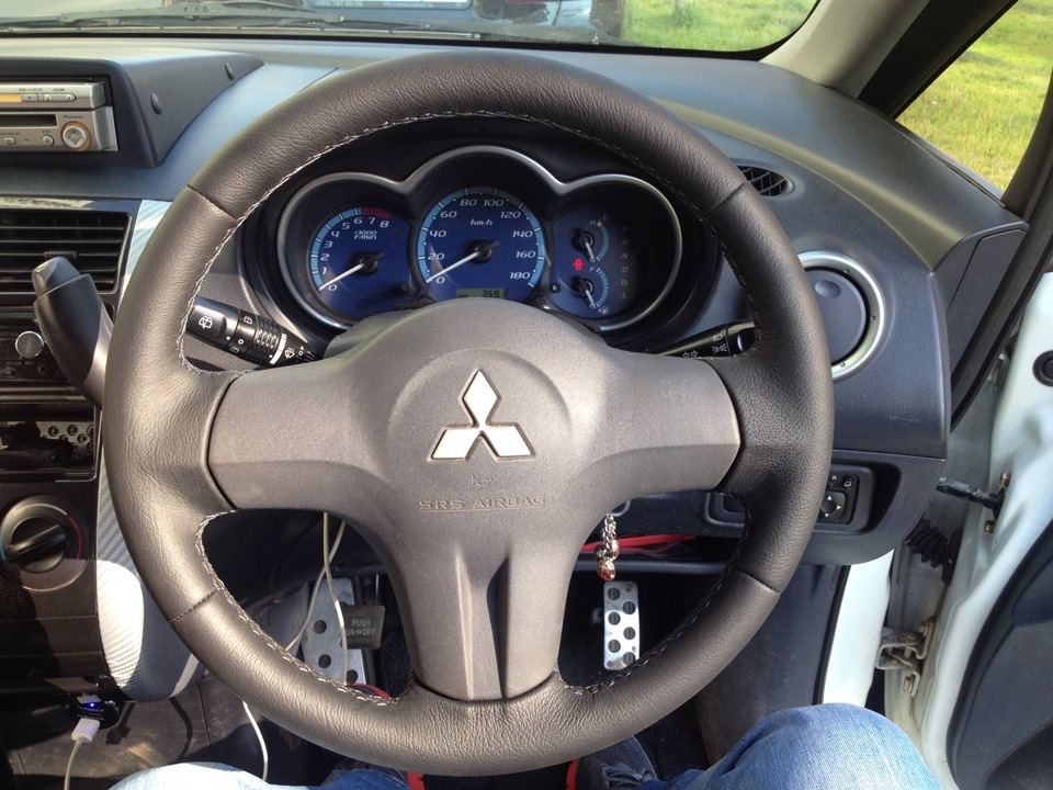 Новая кожа на руле — Mitsubishi Colt VI, 1,3 л, 2003 года | стайлинг ...