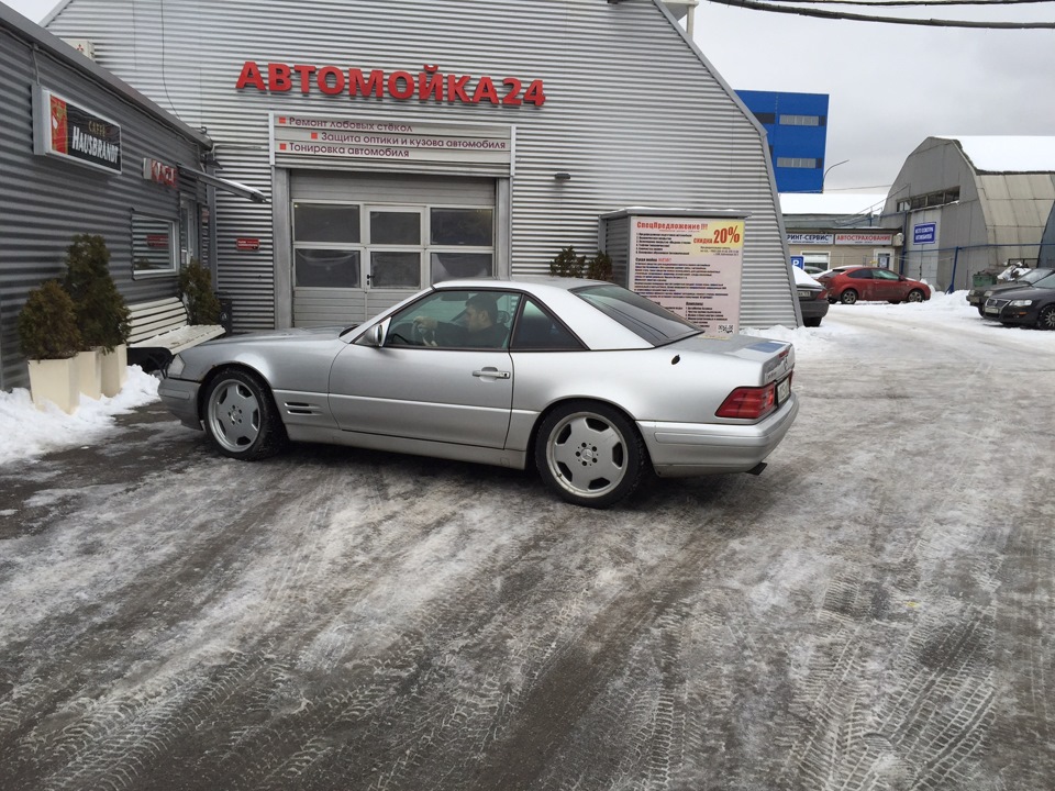 An unsuccessful attempt to buy a Mercedes in the cultural capital