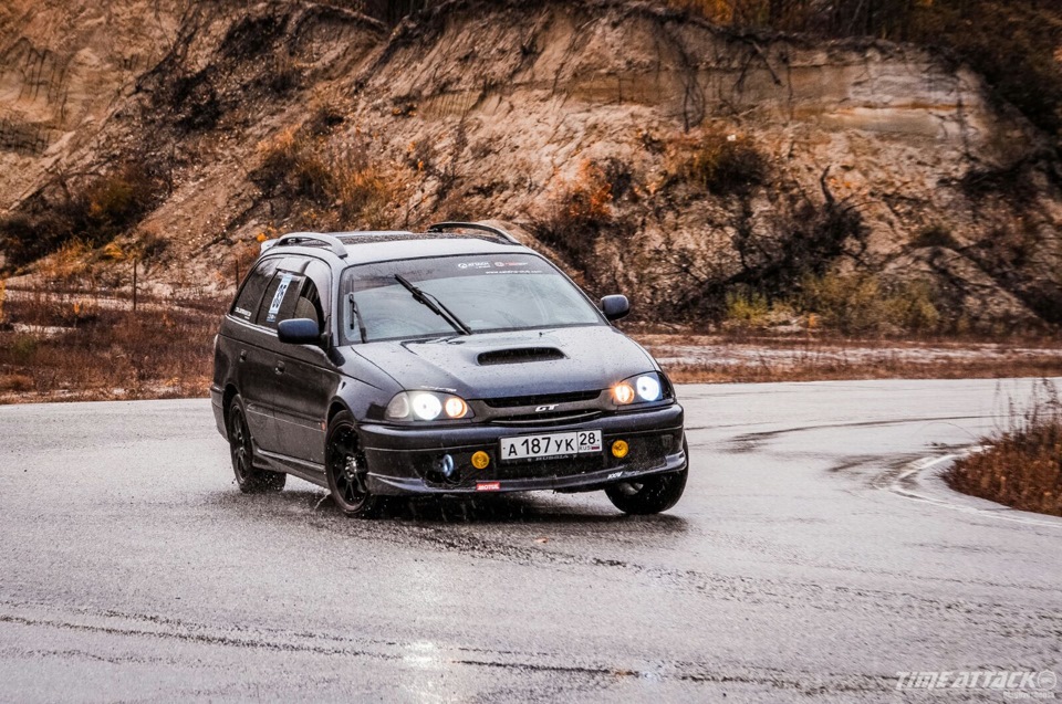 Фото toyota caldina