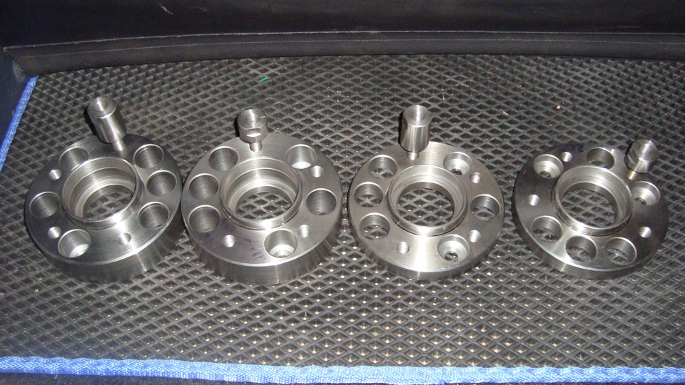 3. Проставки с 4 114. 114 3 на 112. 3. 5 112 разболтовка диски.