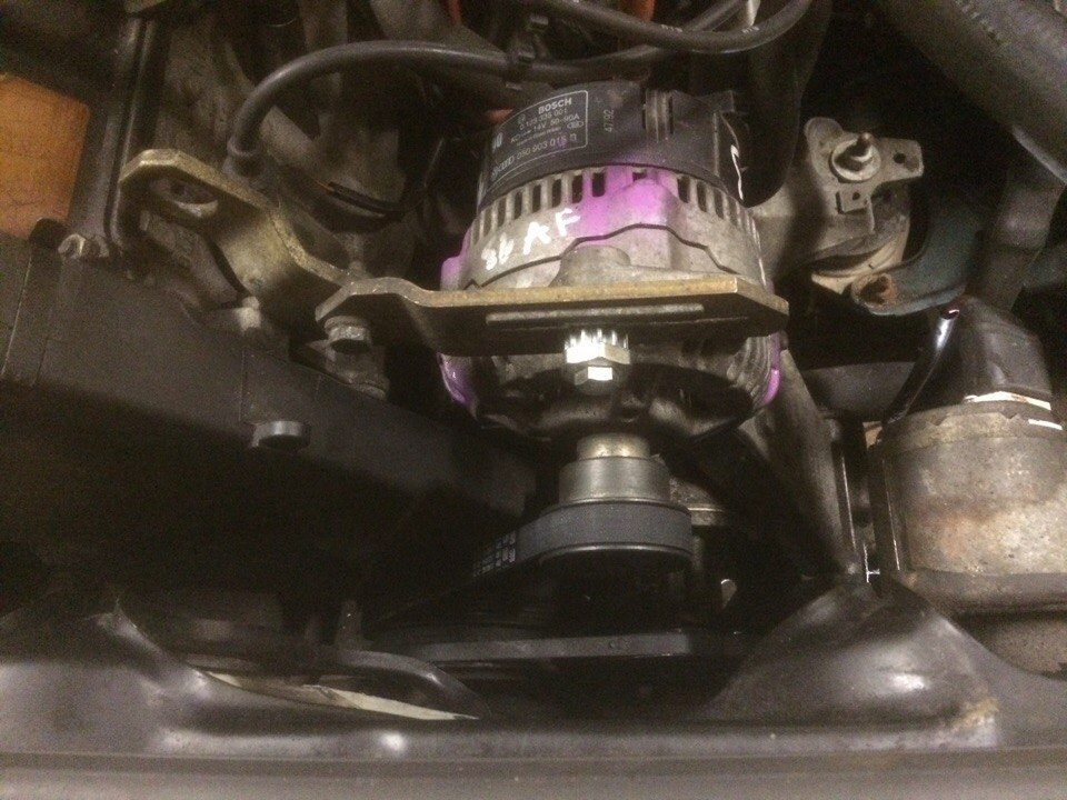 Поменял генератор и ремни. — DRIVE2