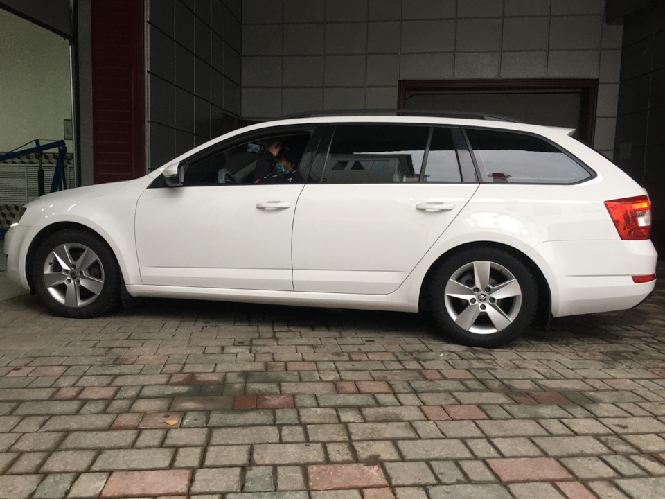 5q0411105ha пружина ваг на какие авто подходит