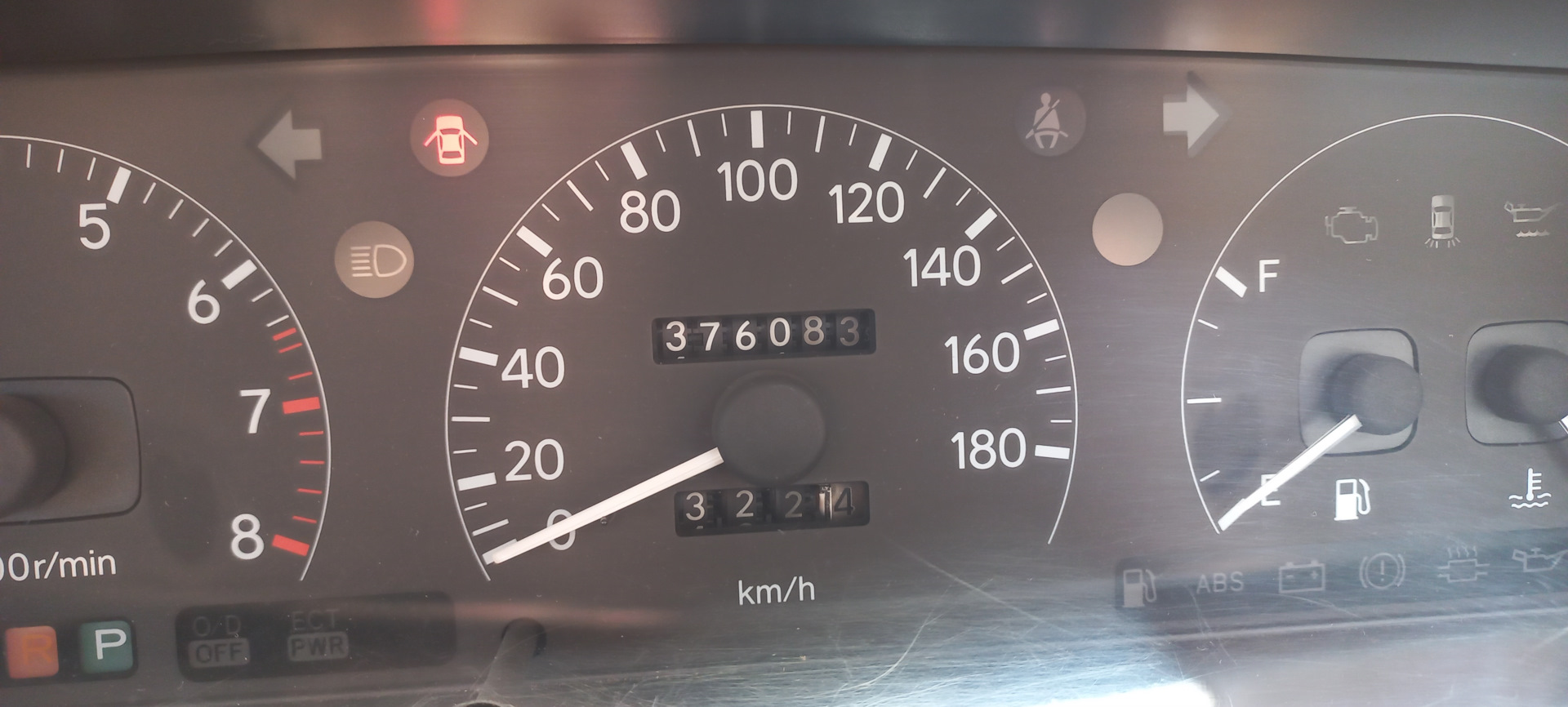 Устранение течи лючка бензобака — Toyota Crown (S140), 2,5 л, 1993 года ...