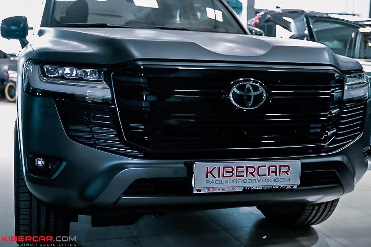 Toyota LC300: комплексный тюнинг для блогера Лиса Рулит — KiberCar  (Киберкар) на DRIVE2