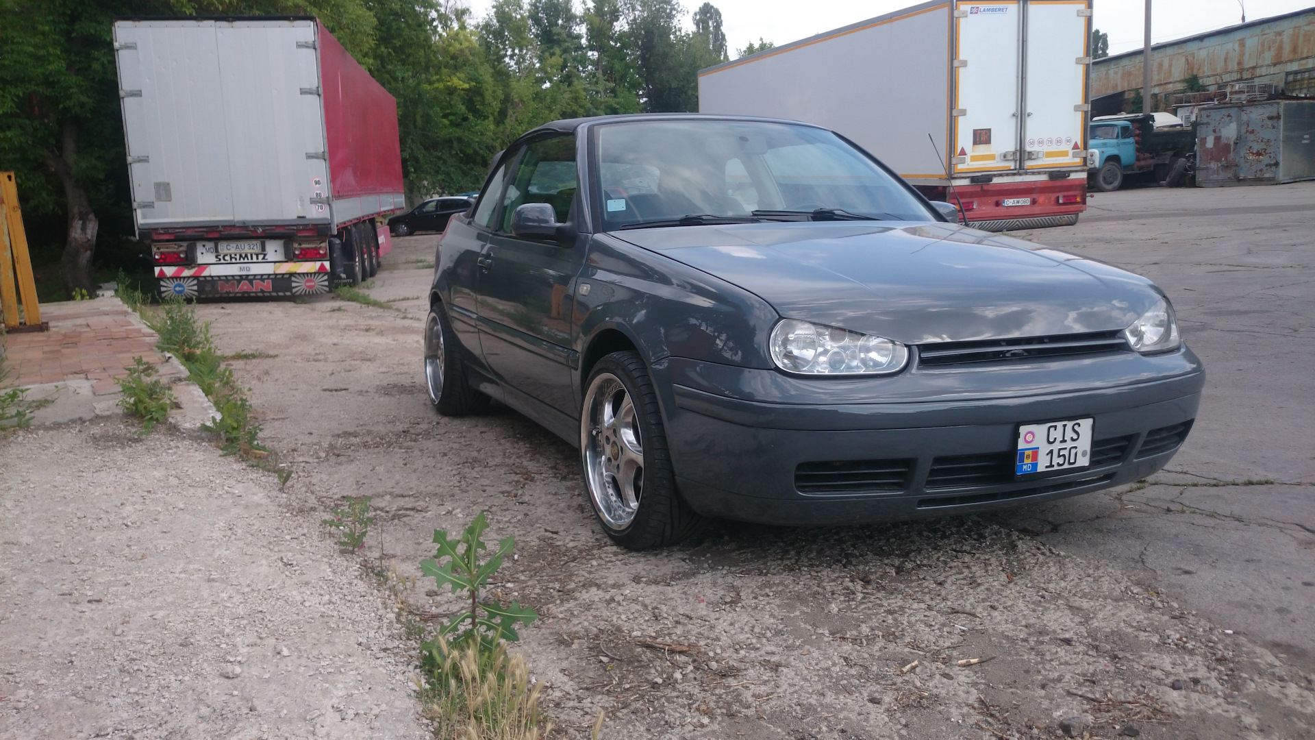 Volkswagen Golf Cabriolet Mk4 1.6 бензиновый 2000 | машина без крыши на  DRIVE2