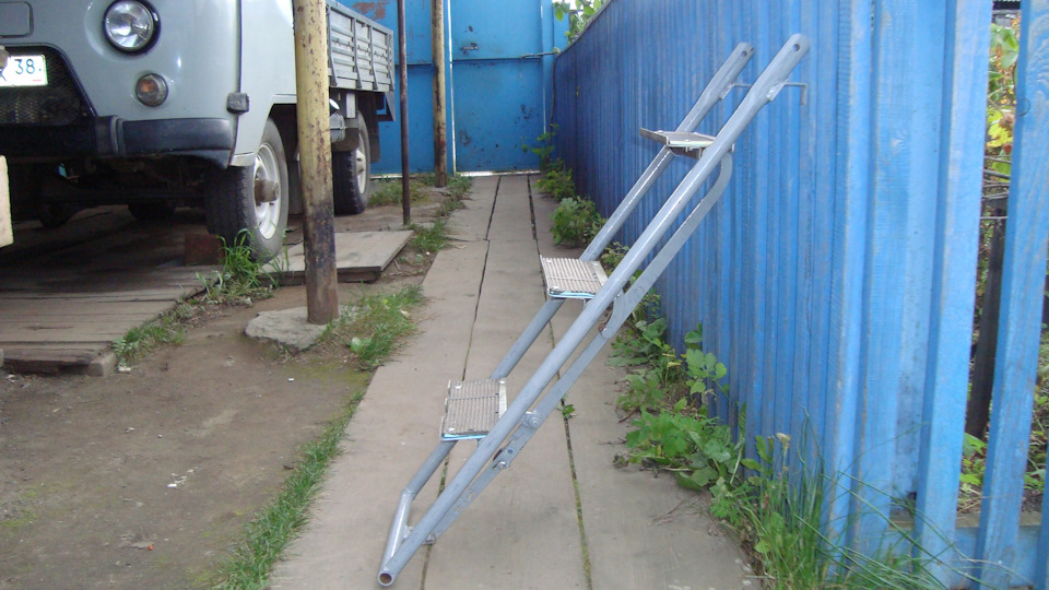 Лесенка в кунг. — УАЗ 3303, 2,9 л, 2005 года | аксессуары | DRIVE2