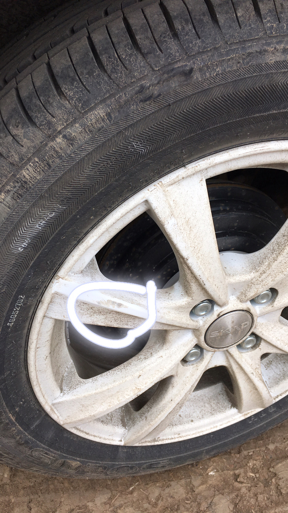 Подкрасил притертость на диске. — KIA Rio (3G), 1,6 л, 2016 года ...