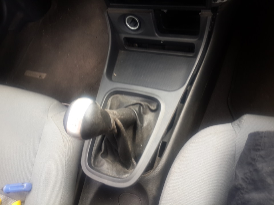 Как снимается магнитола! — Nissan Almera II (N16), 1,5 л, 2005 года ...