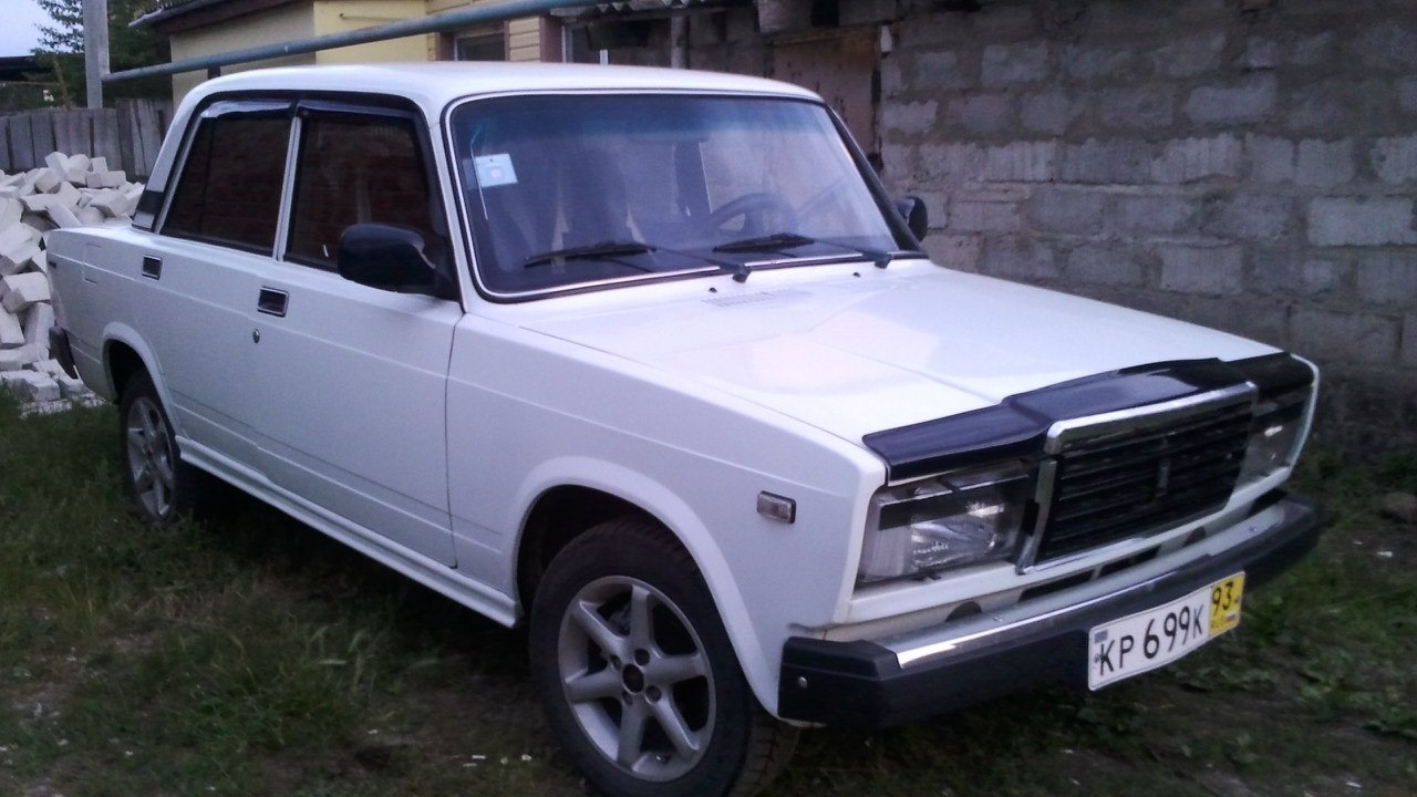 Lada 2107 1.6 бензиновый 2003 | на DRIVE2