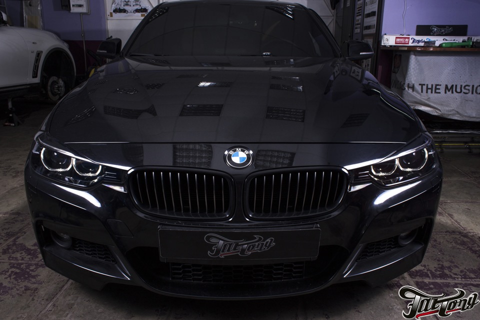 BMW f30 черная тонированная