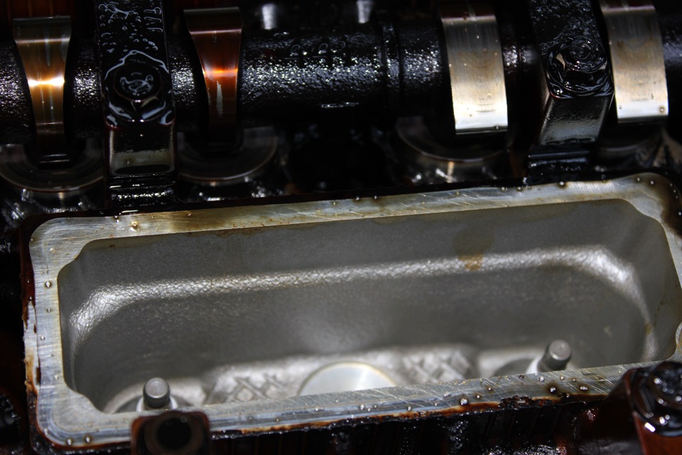 Прокладка клапанной крышки + почистил дроссельную заслонку — Mazda 6 ...