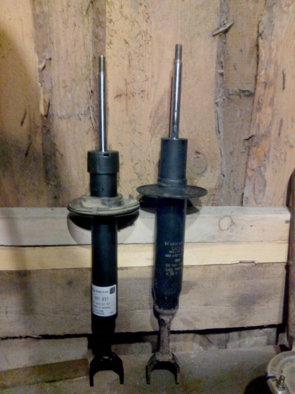 стойки различные. приора стойки -50. стойки различные. сборка новых стоек тойота спринтер. Bilstein b6kt1z001a33.