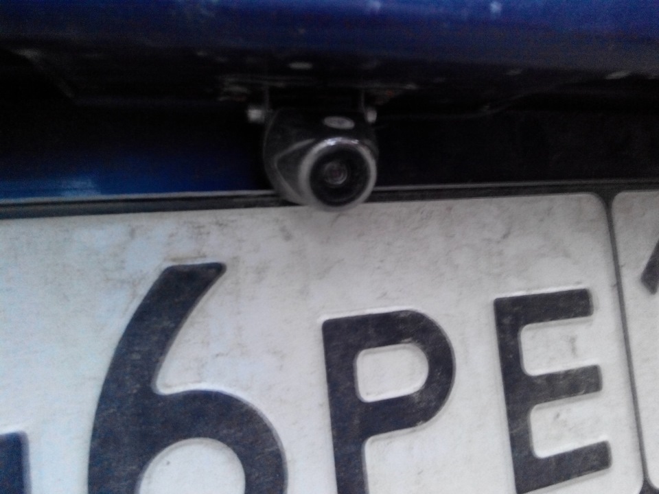 Камера заднего вида на Pioneer MVH-570AV — Lada 21104, 1,6 л, 2005 года ...