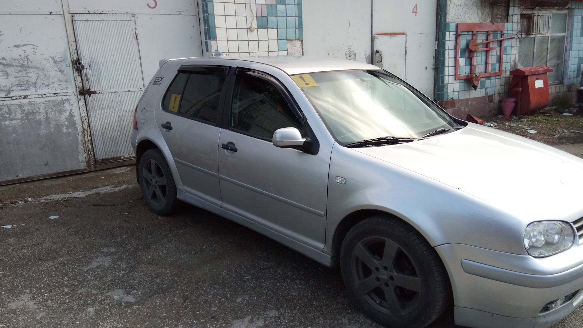 Volkswagen Golf Mk4 1.6 бензиновый 2001 | МАШИНА ЖЕНЫ 