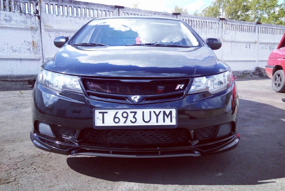 Установка обвесов RoadRuns — KIA Cerato (2G), 1,6 л, 2012 года ...