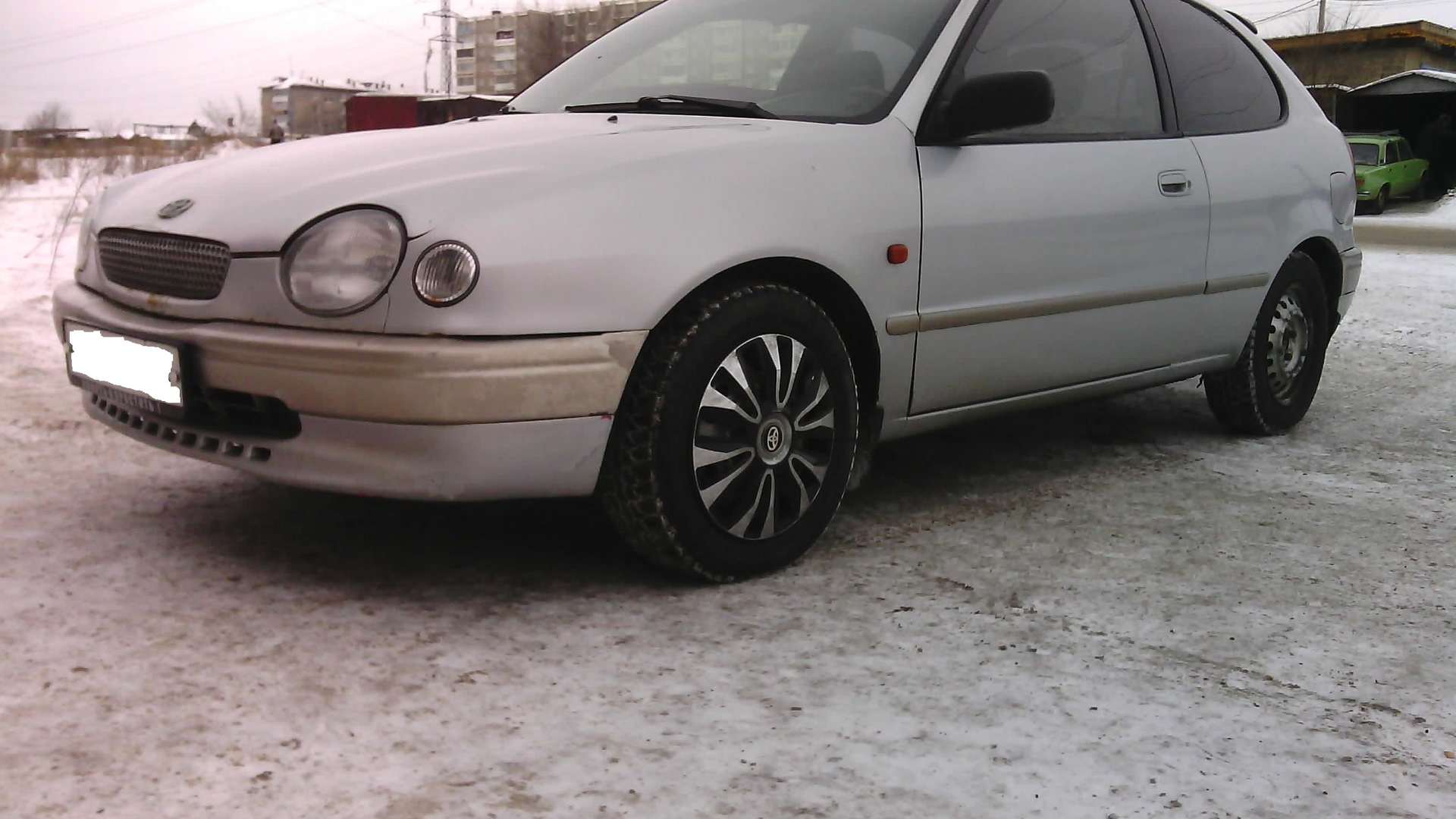 Toyota Corolla (110) 1.3 бензиновый 1999 | 