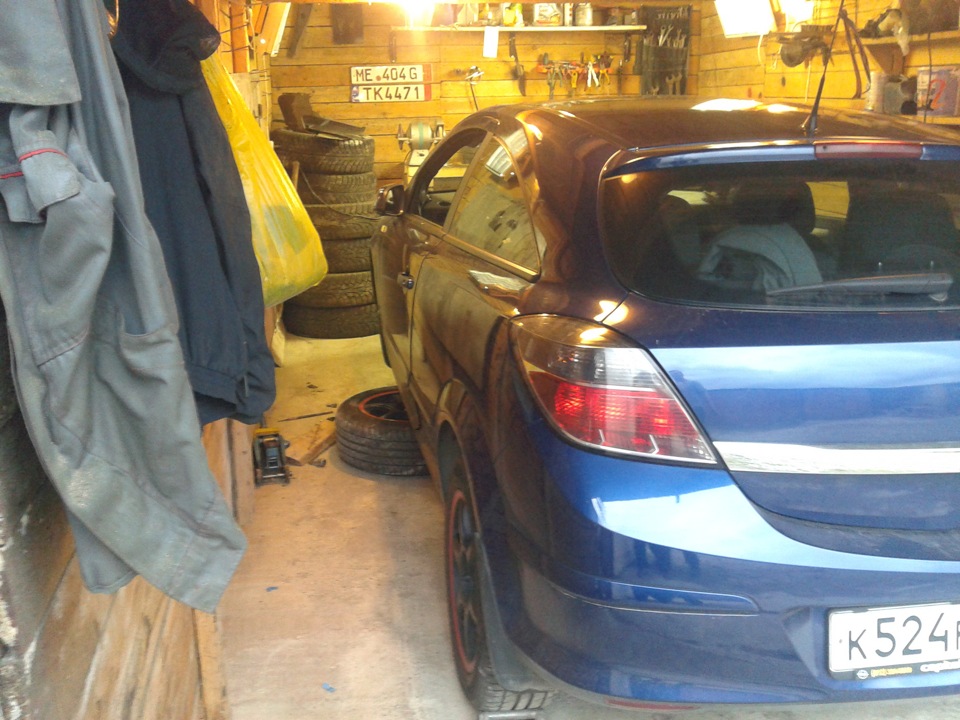 Суппорта и туманки — Opel Astra H GTC, 1,6 л, 2007 года | тюнинг | DRIVE2