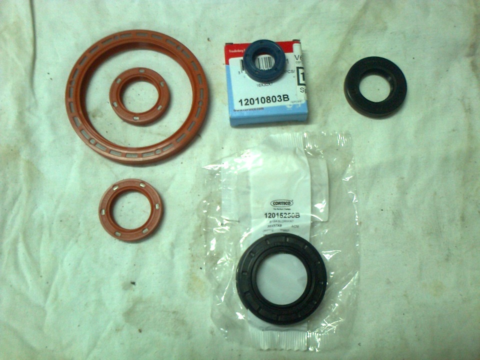 Потек сальник первичного вала кпп — Lada Калина хэтчбек, 1,6 л, 2012 ...