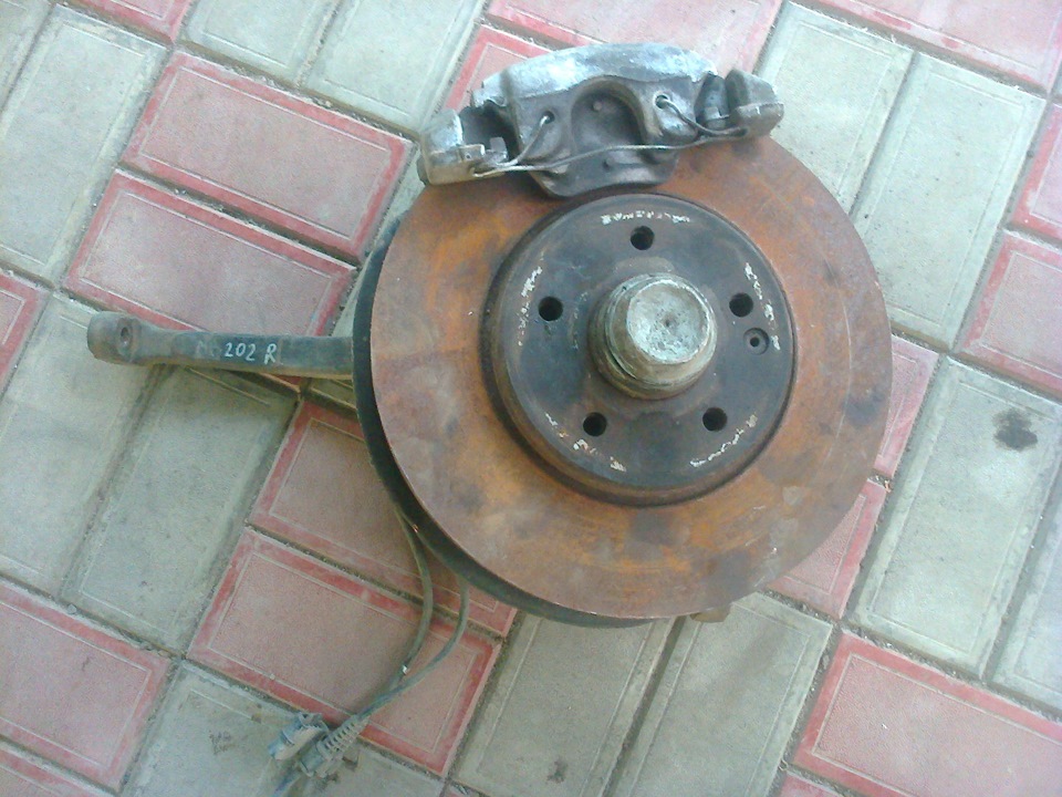 Ступица с внешним креплением тормозного диска нива шевроле. Тормозной диск 5490 ступицы. 2101-3103002 ступица ваз. Ступица с тормозным диском. Japko 602033 тормозной диск.