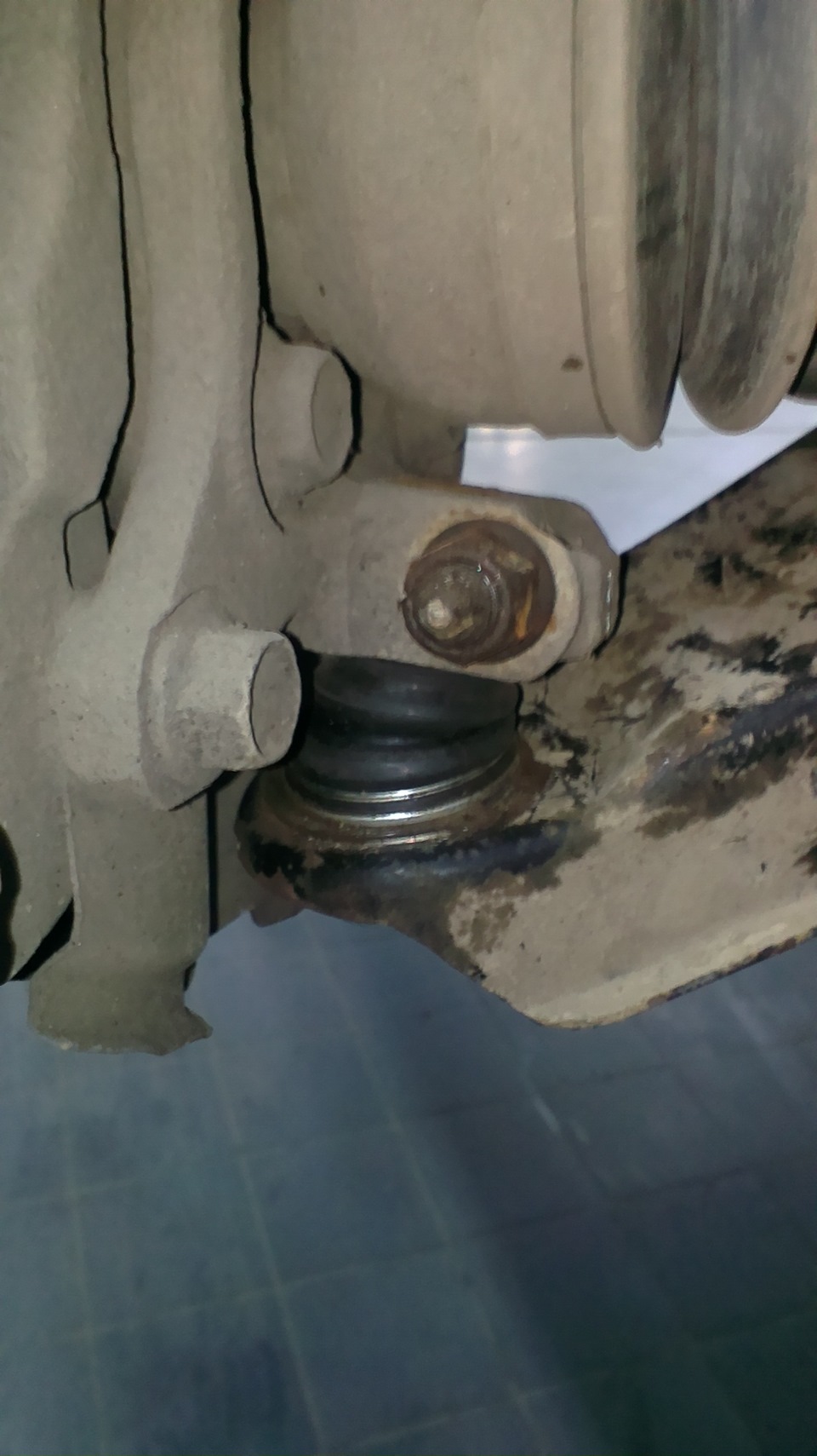 Иношаровые от внедорожника. — Mitsubishi Galant (8G), 2,4 л, 2003 года ...