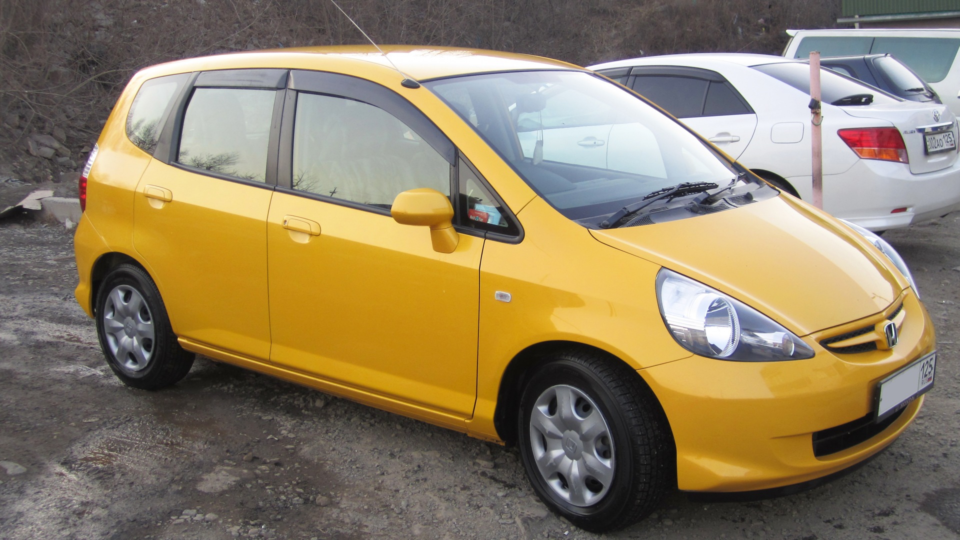 Honda Fit (1G) 1.3 бензиновый 2006 | Претензий не имею! на DRIVE2