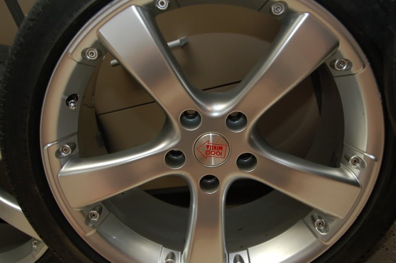 Диски миллес. Диски Miglia r18 ЦО 72.2. EVO-3 диски r21. Диски r18 1000 Miglia mms18 Italy 5 120 8j. Декоративные болты на диски.