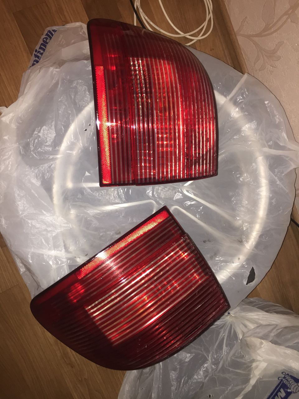 Удалил лак тонировку с задних фонарей. — Porsche Cayenne (1G) 955/957 ...