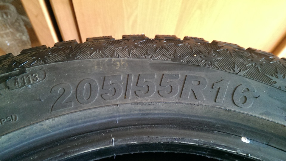 продаю резину шипованную — Ford Focus Sedan III, 1,6 л, 2014 года ...