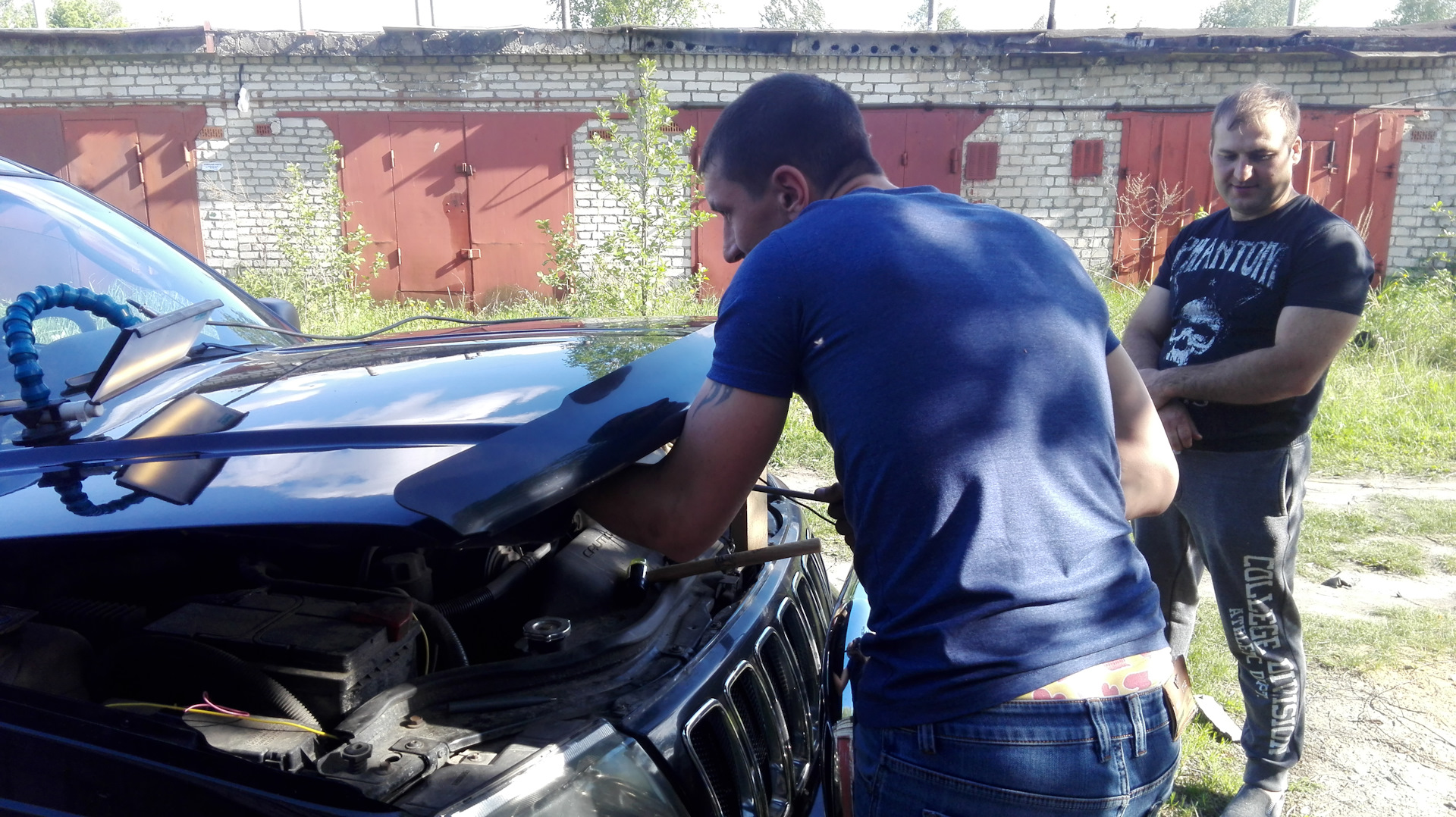 Удаление вмятин на капоте — Jeep Grand Cherokee (WJ), 4,7 л, 2002 года ...