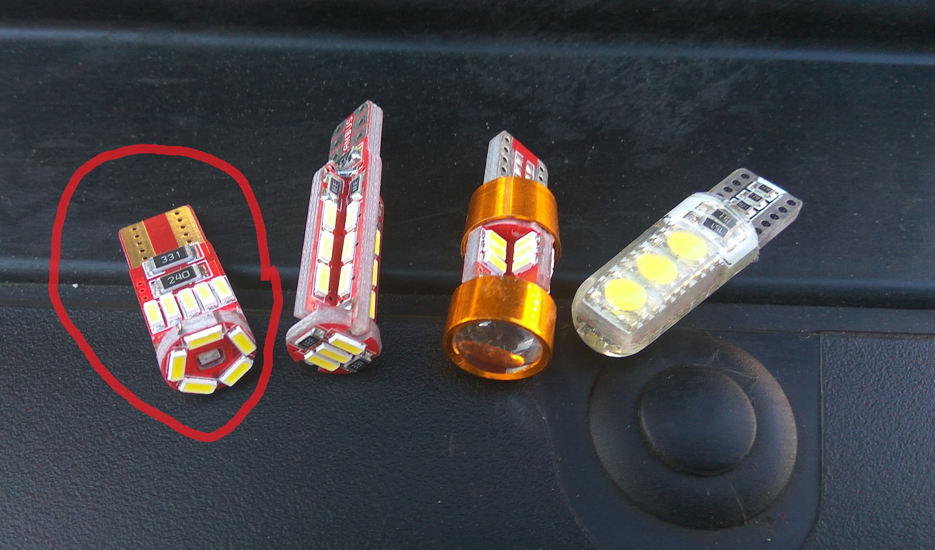 Схема включения габаритных огней ваз 2107. Лампочка в стоп сигнал фрилендер 2. Газ 31105 лампочки в поворотниках. Задний габарит и поворотник ваз 2110. Лампа поворотника рено флюенс.