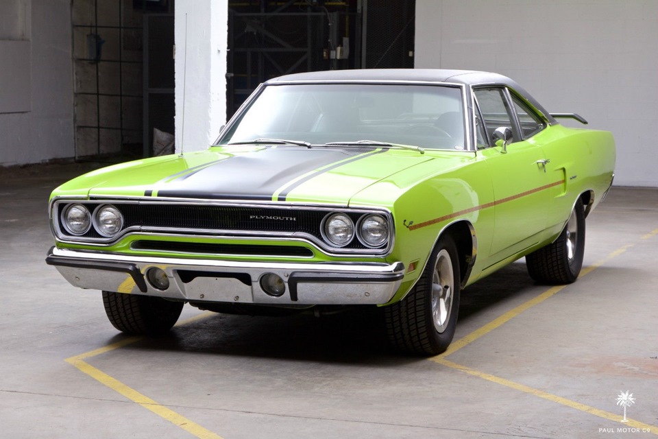 Plymouth road. Plymouth Roadrunner 1970. Плимут роад раннер 1970. Plymouth Road Runner 1970. Plymouth Road Runner Hemi.