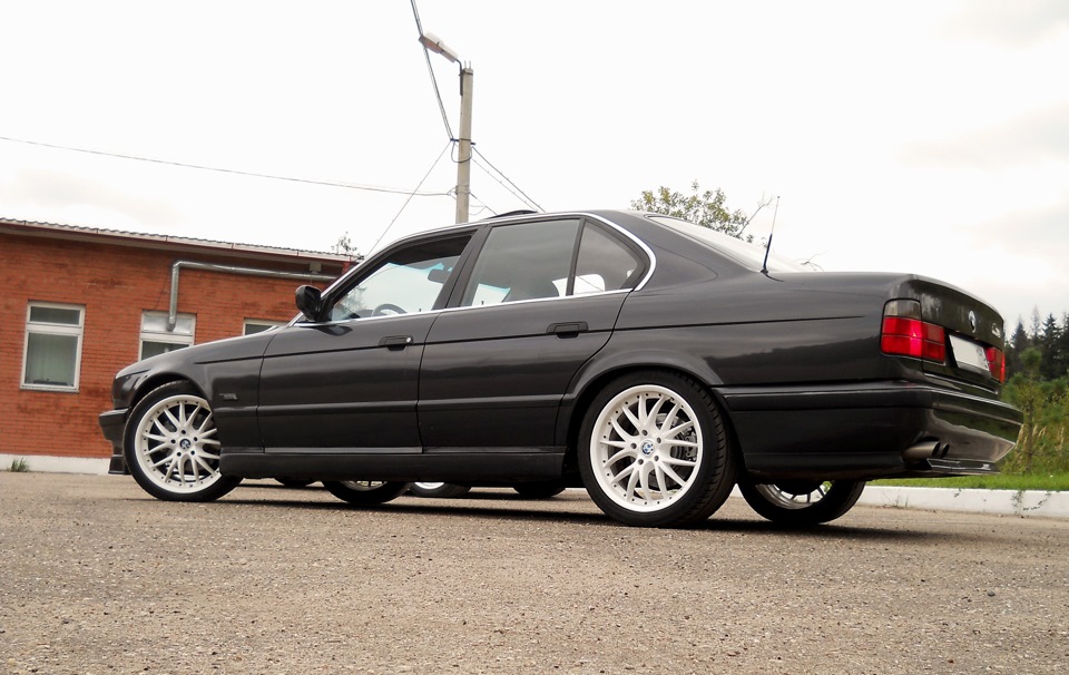 Фотосет сентябрь — BMW 5 series (E34), 3,4 л, 1991 года | фотография ...