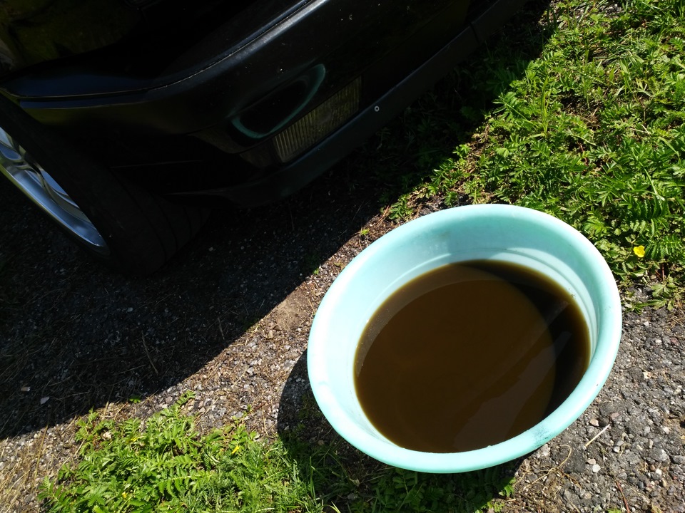 Переход с тосола на антифриз — BMW 5 series (E34), 2 л, 1992 года ...