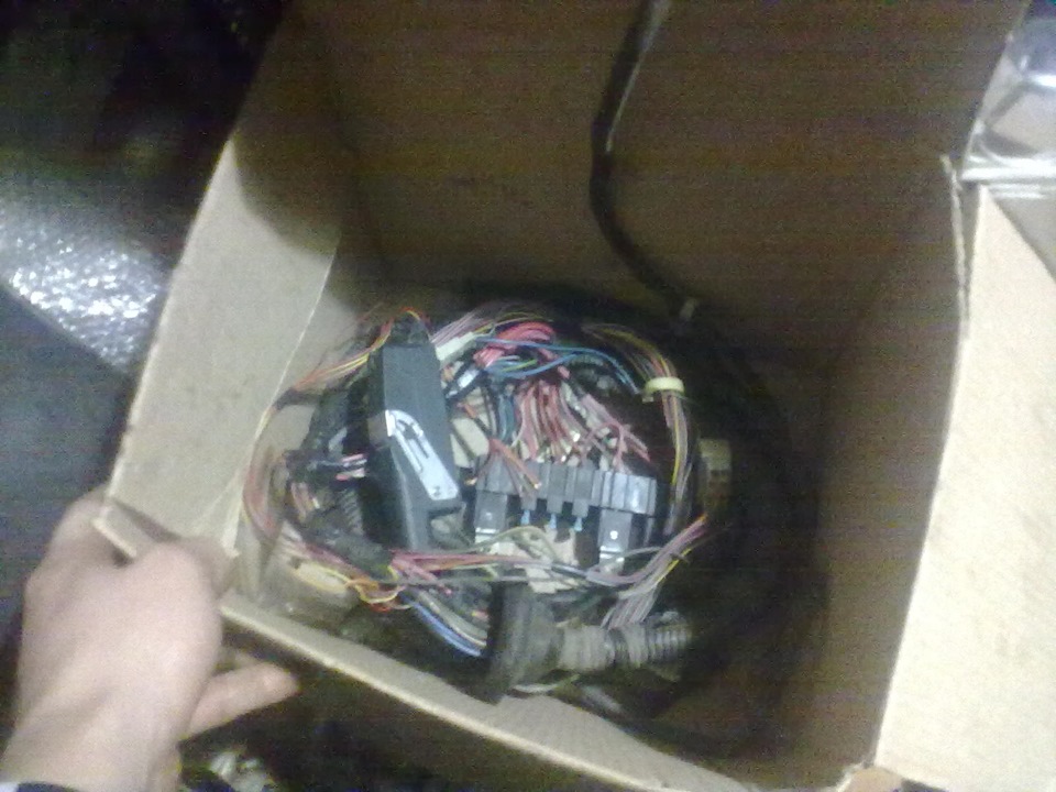 у кого есть схема для подключения 2х комутаторов от БСЗ на инжектор ...