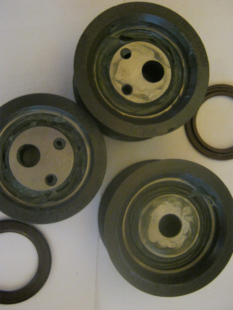 Ролики ГРМ и ролик ГУРа — Lada 21124, 1,6 л, 2007 года | расходники ...