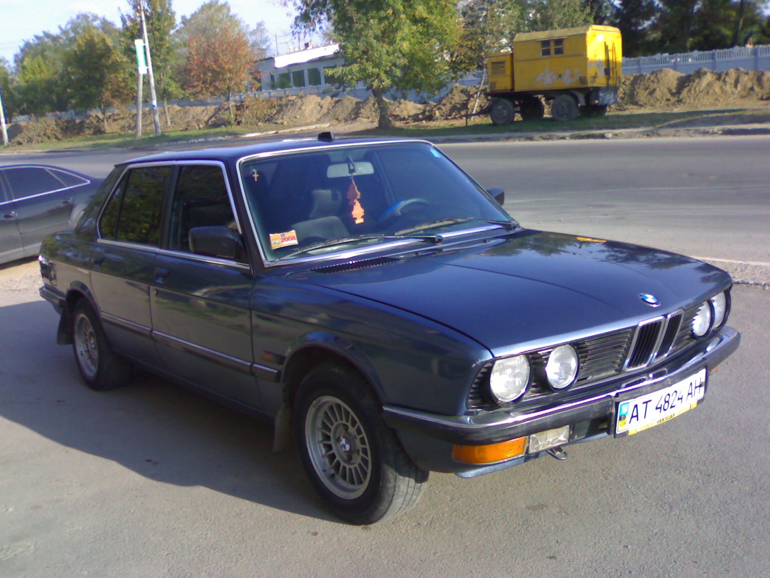 БМВ акула e28 BMW