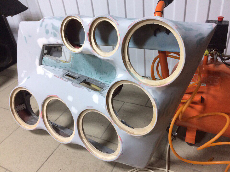 Карты под громкий фронт — Lada Приора хэтчбек, 1,6 л, 2011 года ...