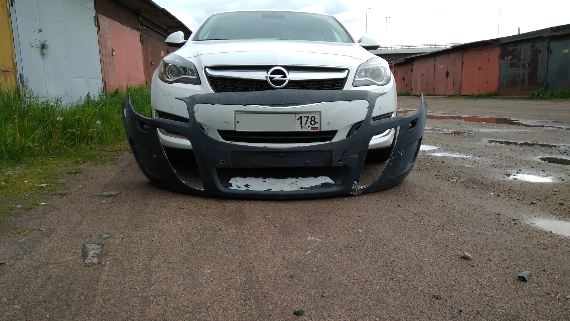 бампер opel insignia