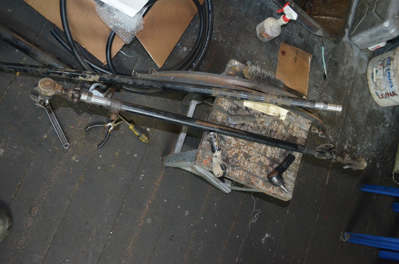 Наконечник рулевой рейки хонда аккорд 7. Что такое рулевые наконечники в автомобиле. Саманд замена рулевых тяг. Сломалась рулевая тяга. Рулевая тяга хонда аккорд 7.