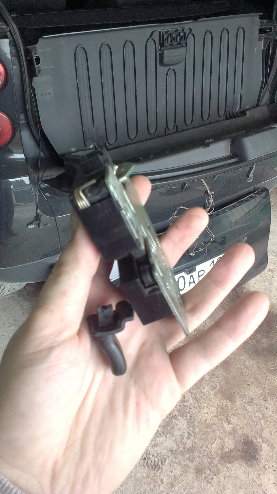 2c98766s 960 Как открыть багажник смарт fortwo