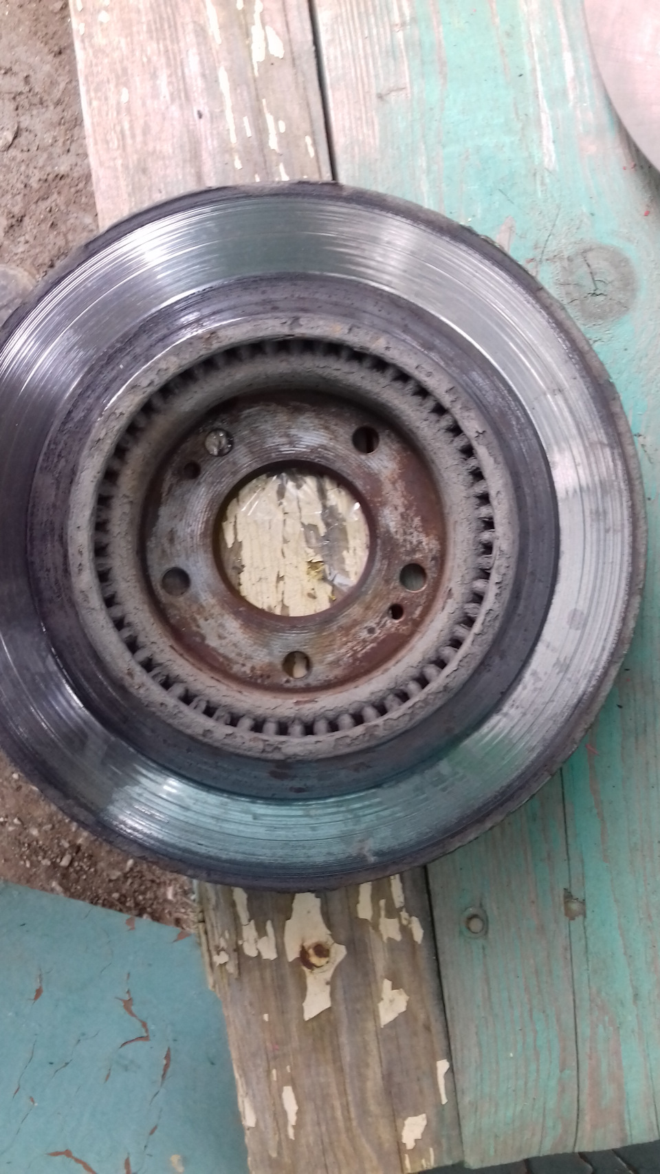 Замена передних тормозных дисков KIA Ceed JD — KIA Ceed (2G), 1,6 л ...