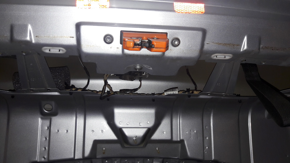 Замок багажника — Skoda Octavia A4 Mk1, 1,8 л, 2010 года | запчасти ...