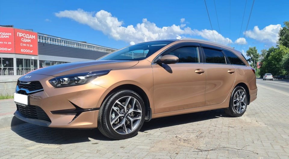 Фото в бортжурнале KIA Ceed SW (3G)