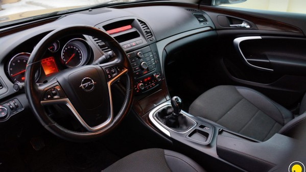 Opel insignia 1.8. Опель Инсигния 2011 1.8 механика. Opel Insignia1.8 2014. Опель Инсигния 2010 1.8 механика .. Опель Инсигния 2013 1.8 механика.